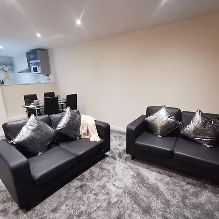 Paramount City View Swindon Esterno foto